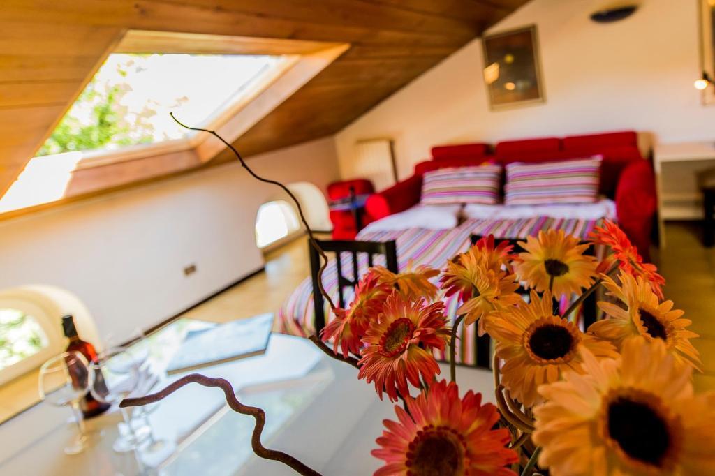 Appartement Le Residenze Del Conte Agudio à Malgrate Chambre photo